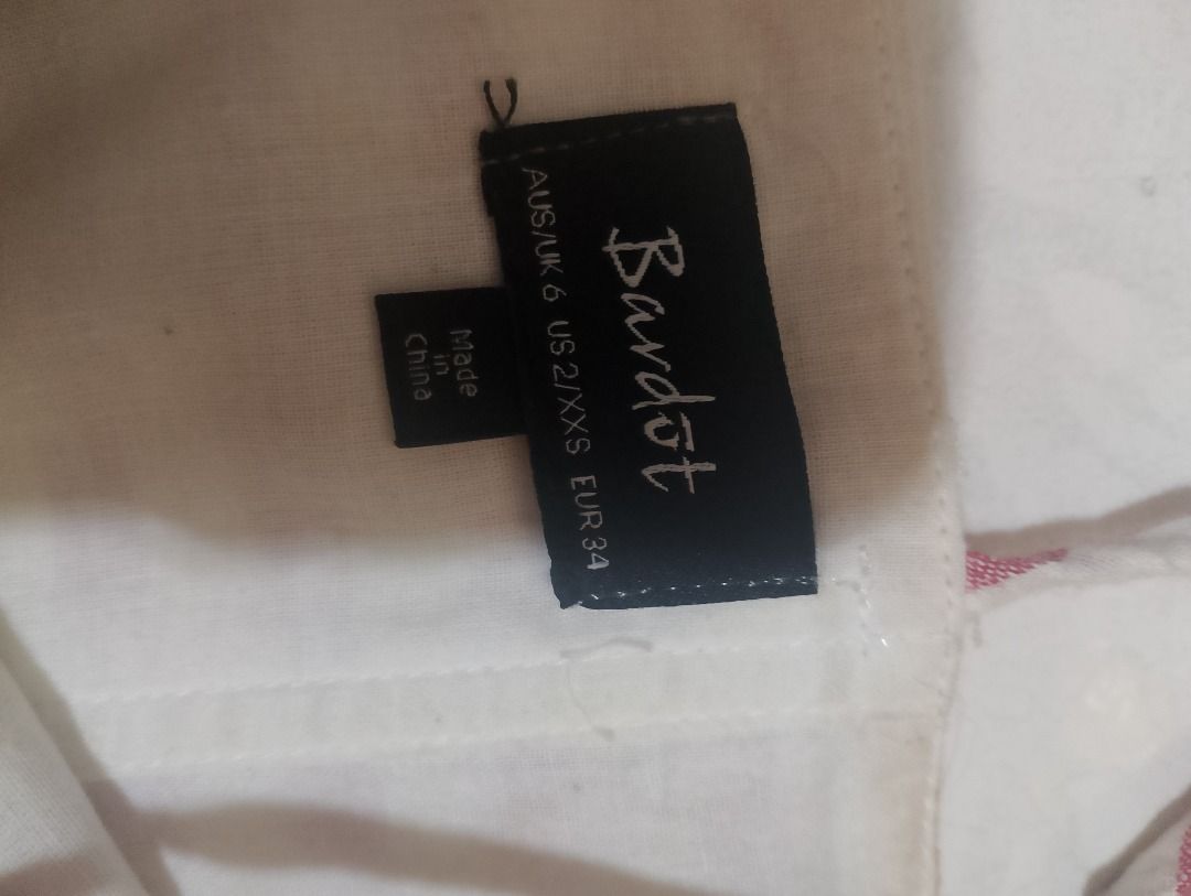 Babydoll top (Category: Others Tops) located in Marikina City. Submitted by lemonpreluvs (Listing ID 1349087010, Image 2). Description: ‼️no to bogus buyers‼️ ‼️no to meet ups‼️ gcash payment only and shipping through jnt (usually ₱ 60) or lalamove sf shouldered by buyer loc. Malanday Marikina needs wash cause nakatambak lng good condition.