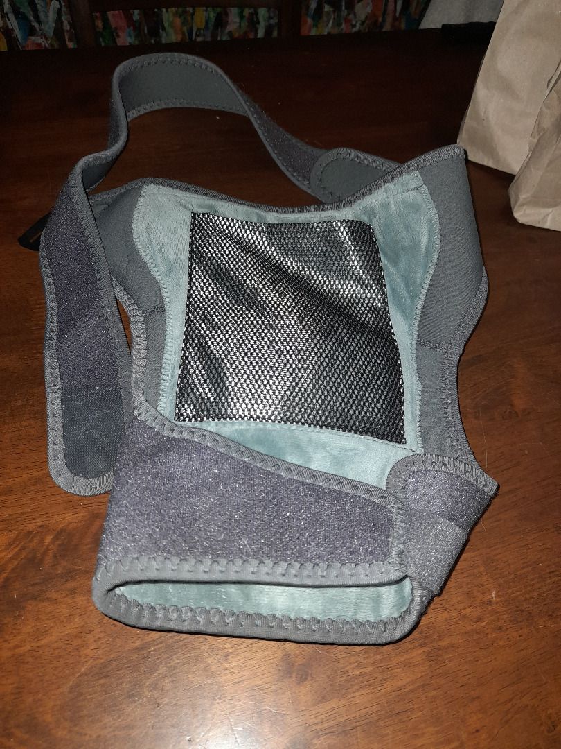 Electric Heating Shoulder Massage Pad (Category: Massage Devices) located in Las Pinas. Submitted by ninodpmas (Listing ID 1349149902, Image 2). Description: Electric Heating Shoulder Massage Pad 3-speed Adjustable Heated Back Shoulder Brace Portable Relax Shoulder & Neck Massage Belt.