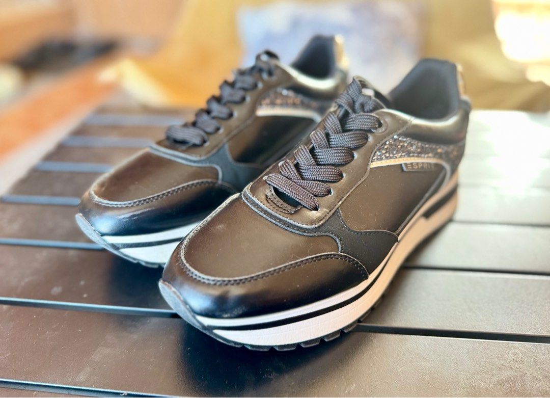 Esprit Sneakers - US Sze 10 Womens - Authentic (Category: Sneakers) located in Bulacan. Submitted by Deadly_Crossover (Listing ID 1349085115, Image 2). Description: PRELOVED: Esprit Sneakers - US 10 Womens- Authentic Asking price: P1,700 Bought in Esprit France. Used isang beses lang sa mall. RFS: Bawas shoes and maluwag No box. Can ship thru LBC Cash on Pickup, Lalamove or JnT(Payment upon your rider pickup). Meetup only Malolos, Bulacan areas. 