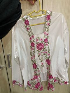 (Category: ) located in . Submitted by priluvclothes (Listing ID 1349050162, Image 1). Description: .