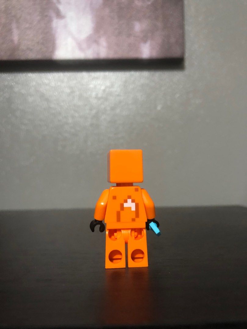 LEGO® MINECRAFT Fox Skin Minifigure (Category: Lego & Building Sets) located in Muntinlupa City. Submitted by calebsfinds (Listing ID 1349176467, Image 2). Description: LEGO® MINECRAFT Fox Skin Minifigure.
