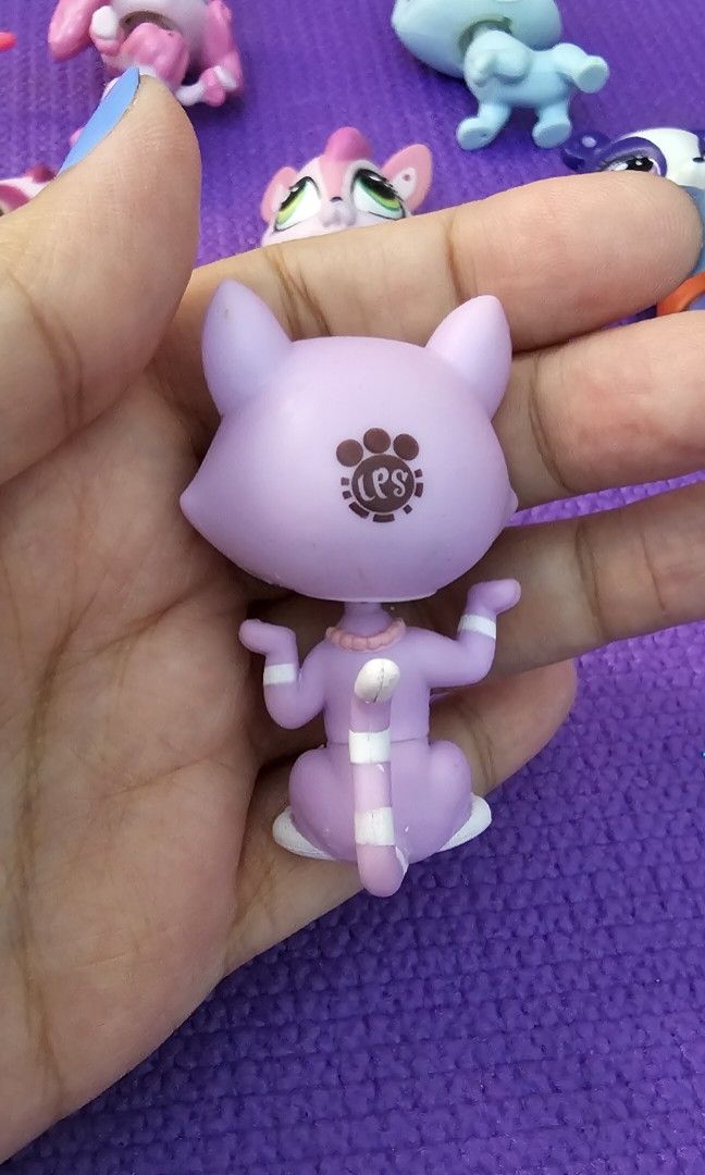 Littlest Petshop #3684 (Category: Kids Toys) located in Marikina City. Submitted by QueenZee (Listing ID 1349080611, Image 2). Description: Littlest Petshop #3684 wysiwyg 🌸 FB Page: NightKids Toys and More 🌸 Shipping from Marikina City 🌸 Courier: J&T / Lalamove 🌸 MOP: Gcash.