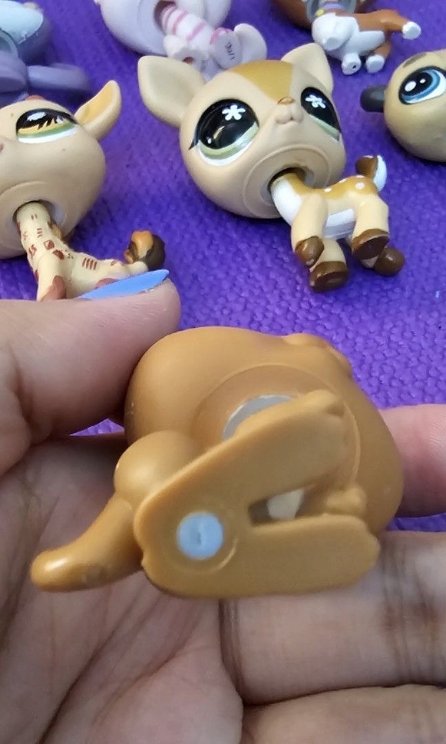 Littlest Petshop # 682 (Category: Kids Toys) located in Marikina City. Submitted by QueenZee (Listing ID 1349081703, Image 2). Description: Littlest Petshop #682 wysiwyg 🌸 FB Page: NightKids Toys and More 🌸 Shipping from Marikina City 🌸 Courier: J&T / Lalamove 🌸 MOP: Gcash.