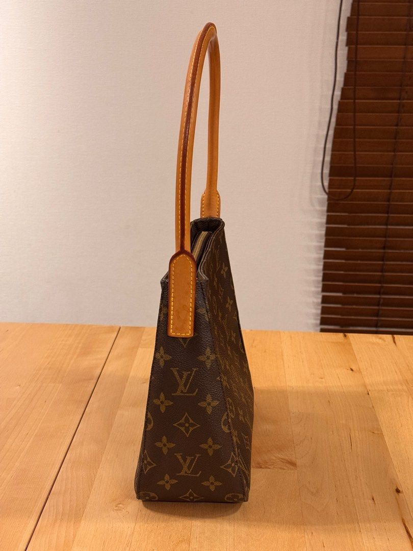 LV Monogram Looping MM (Category: Luxury Bags & Wallets) located in San Fernando. Submitted by authenluxeph (Listing ID 1349184681, Image 3). Description: For Sale: LV Monogram Looping MM • Authenticity Guaranteed: Personally bought in Japan, 100% authentic with a money-back guarantee if proven fake by a reputable authenticator. • Condition: Rank A – In excellent condition with very minimal signs of usage. Clean interior. • Details: Serial no. FL