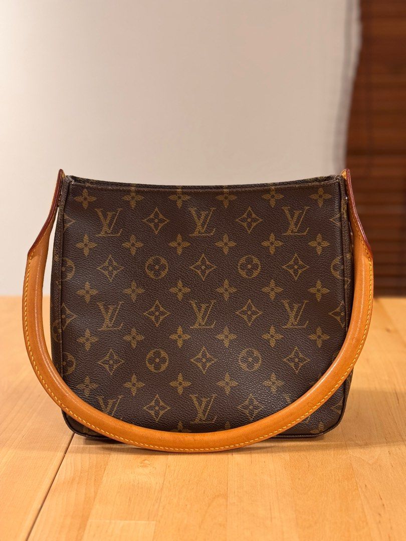 LV Monogram Looping MM (Category: Luxury Bags & Wallets) located in San Fernando. Submitted by authenluxeph (Listing ID 1349184681, Image 1). Description: For Sale: LV Monogram Looping MM • Authenticity Guaranteed: Personally bought in Japan, 100% authentic with a money-back guarantee if proven fake by a reputable authenticator. • Condition: Rank A – In excellent condition with very minimal signs of usage. Clean interior. • Details: Serial no. FL