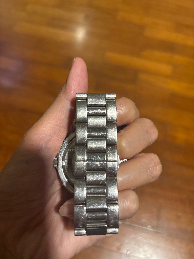 Marc Ecko (Category: Men's Watches) located in Singapore. Submitted by anae2727 (Listing ID 1349185932, Image 2). Description: No battery, .
