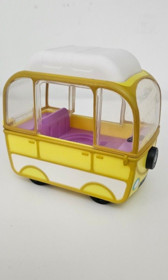 Peppa pig mini Camper Van no figure (Category: Kids Toys) located in Marikina City. Submitted by QueenZee (Listing ID 1349085894, Image 3). Description: Peppa pig mini Campervan no figure wysiwyg 🌸 FB Page: NightKids Toys and More 🌸 Shipping from Marikina City 🌸 Courier: J&T / Lalamove 🌸 MOP: Gcash.