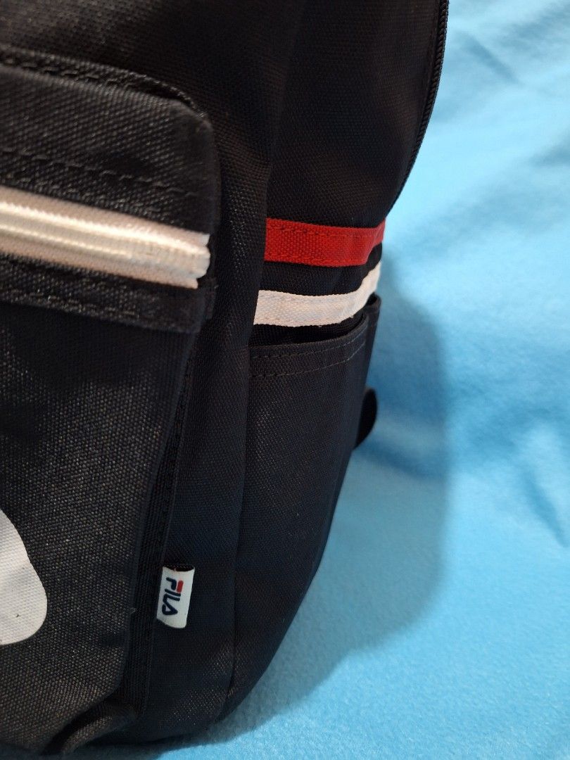 Preloved FILA bag (Category: Backpacks) located in Consolacion. Submitted by janwilpnp (Listing ID 1349031837, Image 2). Description: 💥Selling Preloved Bag❗️ Original FILA BACKPACK Bag SILVER hardware po Size:Medium H=16.5" W=5" L=10.5" Basta gwapa jud sya. *Of course Masulod ang Laptop* DM me to avail. ❗️Hindi naman mahal ang magkaroon ng Mahal na Bag.PM mo lang ako❗️.