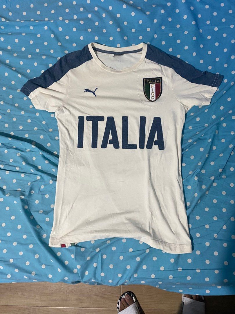 Puma Italy Training shirt (Category: Tshirts & Polo Shirts ) located in Cagayan de Oro. Submitted by yassi_up (Listing ID 1349145977, Image 1). Description: .