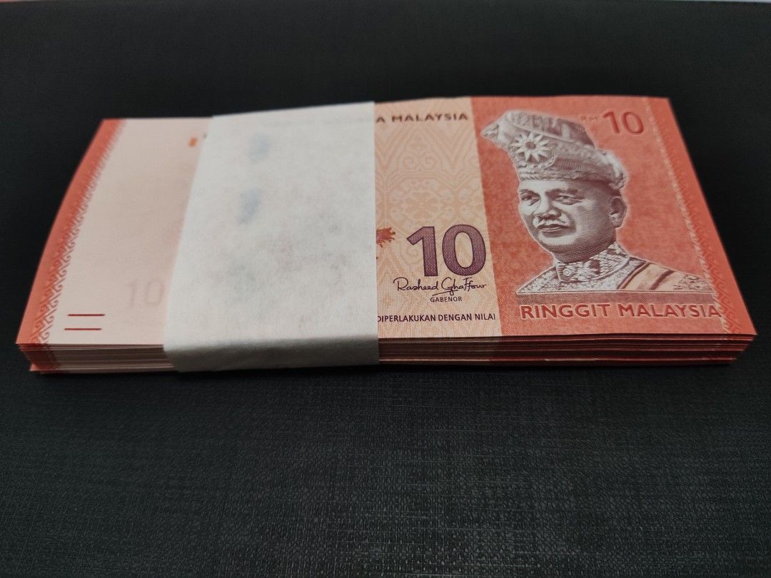 RM10 UNC stack (Category: Currency) located in Singapore. Submitted by jackcsy (Listing ID 1349151596, Image 3). Description: UNC new note stack RM10 x 100pcs Ringgit Malaysia.