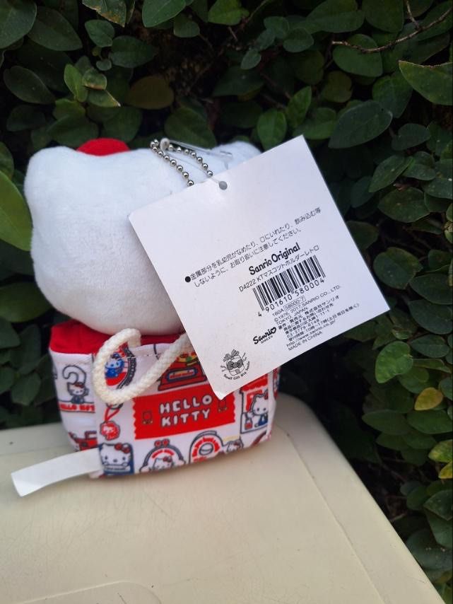 Sanrio Hello Kitty Mascot (Category: Plushies & Soft Toys) located in Makati City. Submitted by hellokittytreasure (Listing ID 1349179085, Image 2). Description: .