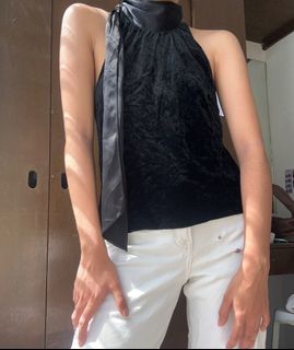 (Category: ) located in . Submitted by hellograbs (Listing ID 1349027720, Image 1). Description: .