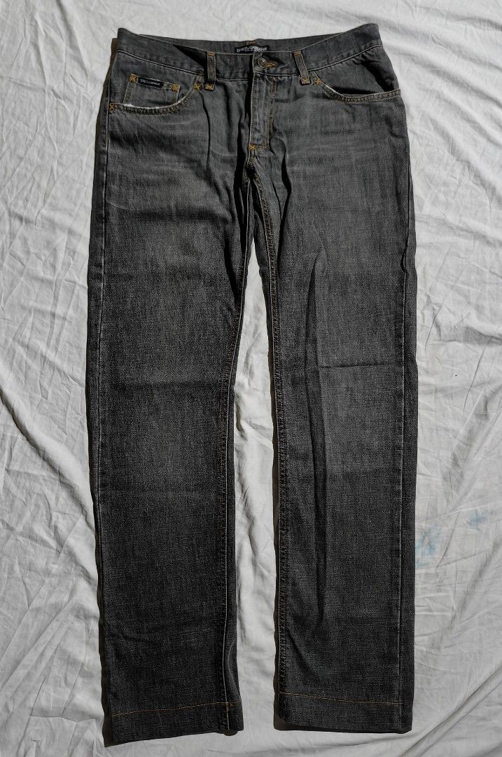 Vintage Dolce&Gabbana Pants (Category: Jeans) located in Baao. Submitted by chuthriftph (Listing ID 1349158893, Image 1). Description: For Sale Vintage Dolce&Gabbana Pants 650 nalang negotiable Good Condtion No Issue.