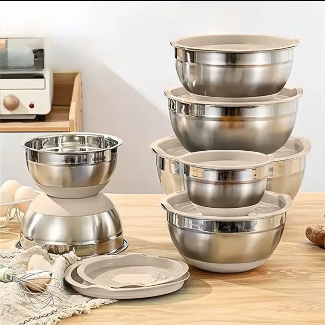 6 Baking Bowls with Lid and Grater (Category: Bakeware) located in Paranaque City. Submitted by damit101 (Listing ID 1349241992, Image 1). Description: Brand New!!! Baking Bowls with Lid Cover Color: Beige/Khaki What's in the Box: 16-piece total, 6 bowls 6 lid/cover 3 grater 1 lid cover for grater #fyp #foryou #baking #bakeware.