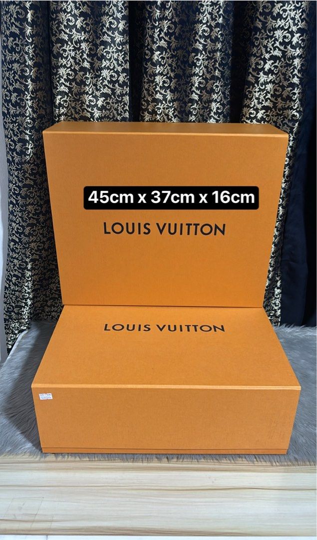 ✅ Authentic LV XL Magnetic Box (Category: Luxury Bags & Wallets) located in Quezon City. Submitted by box.luxebycheng (Listing ID 1349354309, Image 1). Description: Big Magnetic Box Can fit Tote Bag / Travel Bag.