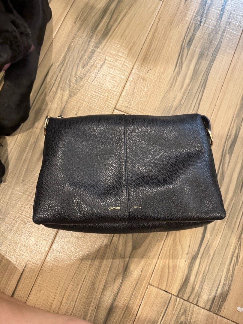 Authentic Oroton Emma Medium Crossbody Leather Bag (Category: Luxury Bags & Wallets) located in Quezon City. Submitted by dikonaneed (Listing ID 1349282583, Image 2). Description: still being sold for $540 USD online (30k) Like new, no flaws Stored well No flaws Has both long and short strap Real leather, super soft Good everyday bag RFS: too many bags, decluttering.