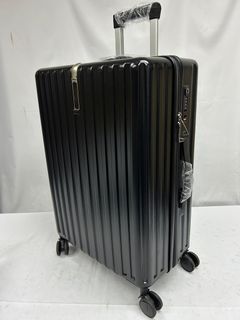 (Category: ) located in . Submitted by luggageoutletsg (Listing ID 1349205519, Image 1). Description: .