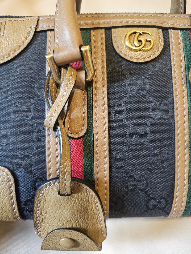 Gucci Bauletto mini (Category: Luxury Bags & Wallets) located in Quezon City. Submitted by jaygee (Listing ID 1349224419, Image 2). Description: Authentic Gucci Bauletto mini.