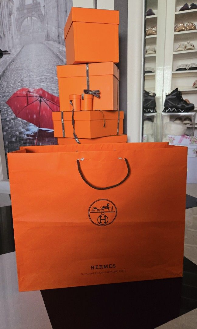 Hermes Paperbag XL (Category: Luxury Accessories) located in Manila. Submitted by primrepublic (Listing ID 1349199608, Image 2). Description: Authentic Hermes Paper Bag XL largest size it can fit Hand Carry Luggage P1500 LOC: Pasig.