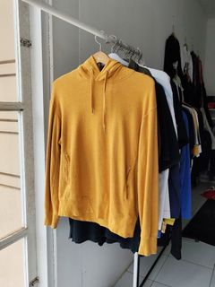(Kategori: ) berada di . Dikirim oleh preloved.thrift.branded (ID iklan 1340827199, Gambar 1). Deskripsi: .