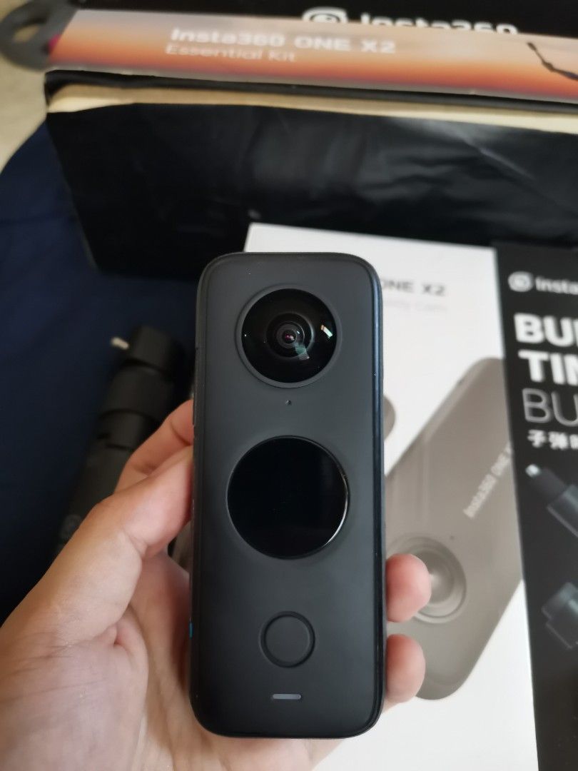 INSTA 360 X2 WITH COMPLETE BOXES (Category: Video Cameras) located in Muntinlupa City. Submitted by dendencerdena31 (Listing ID 1349205341, Image 3). Description: Insta 360 X2 WITH COMPLETE BOXES 📷 W/ complete boxes 📷 Pwede po sa maselan 📷 Unli testing 📷 No issue po. Pwede mag VC para macheck mabuti 📷 15k for the camera only. Add 2k if gusto kasama yung bullet time bundle. 📷 RFS: Di masyado nagagamit. Tamad mag edit ng videos. Alabang Area 