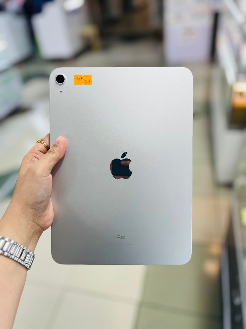 Ipad10th gen 64gb wifi only slightly used (Category: iPad) located in San Juan City. Submitted by najihahtelecomshop2018 (Listing ID 1349338159, Image 1). Description: FOR SALE | TRADE / SWAP (RFS: Buy and Sell) QUICK SPECS Ipad 10th gen 64gb Wifi only No hidden Issues No history of Repair No icloud Issues Reset Anytime | Unli Reset Test to sawa 101% Smooth 100% Original/Authentic Legit Not refurbished/Recon 💰Mode of Payment:💰 📍Cash 📍Gcash 📍