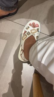 (Category: ) located in . Submitted by shvzpreloved (Listing ID 1349348373, Image 1). Description: .