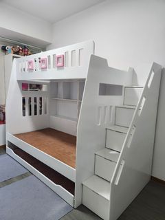 (Category: ) located in . Submitted by jesscmk (Listing ID 1349200665, Image 1). Description: .