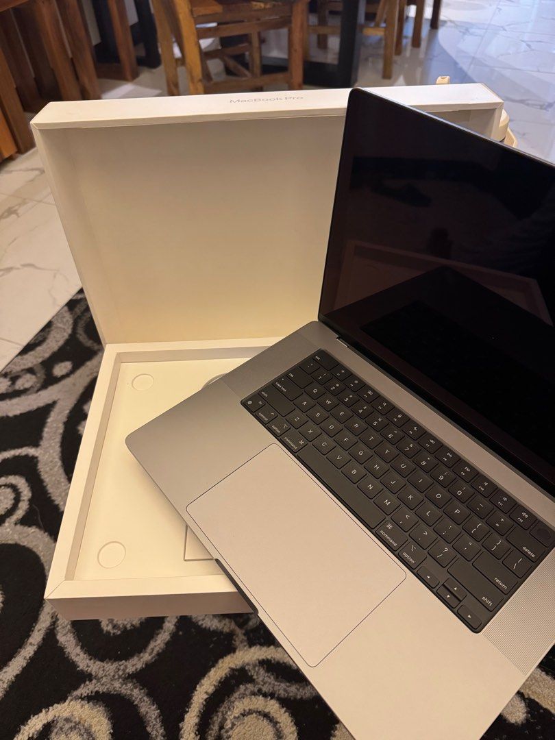 Macbook Pro M2 Chip 16GB 1TB SSD (Category: Laptops & Notebooks) located in Manila. Submitted by prelovedbyjennuuuhhh (Listing ID 1349262087, Image 3). Description: Macbook pro M2 Chip 16GB 1TB SSD ‼️BRAND NEW‼️ 📌Specs are in the photos 📌Bought at 178,000php but selling it for 115,000 php Rfs: got this as a gift but di rin magagamit since di pwede dito yung crack softwares pang archi. got the permission to sell it instead. LOW BALLERS WILL NOT 