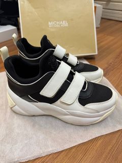 (Category: ) located in . Submitted by hailieng (Listing ID 1349197478, Image 1). Description: .