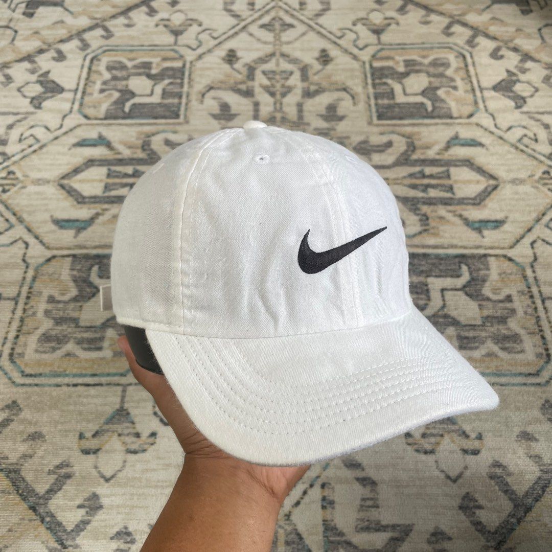 nike big swoosh cap