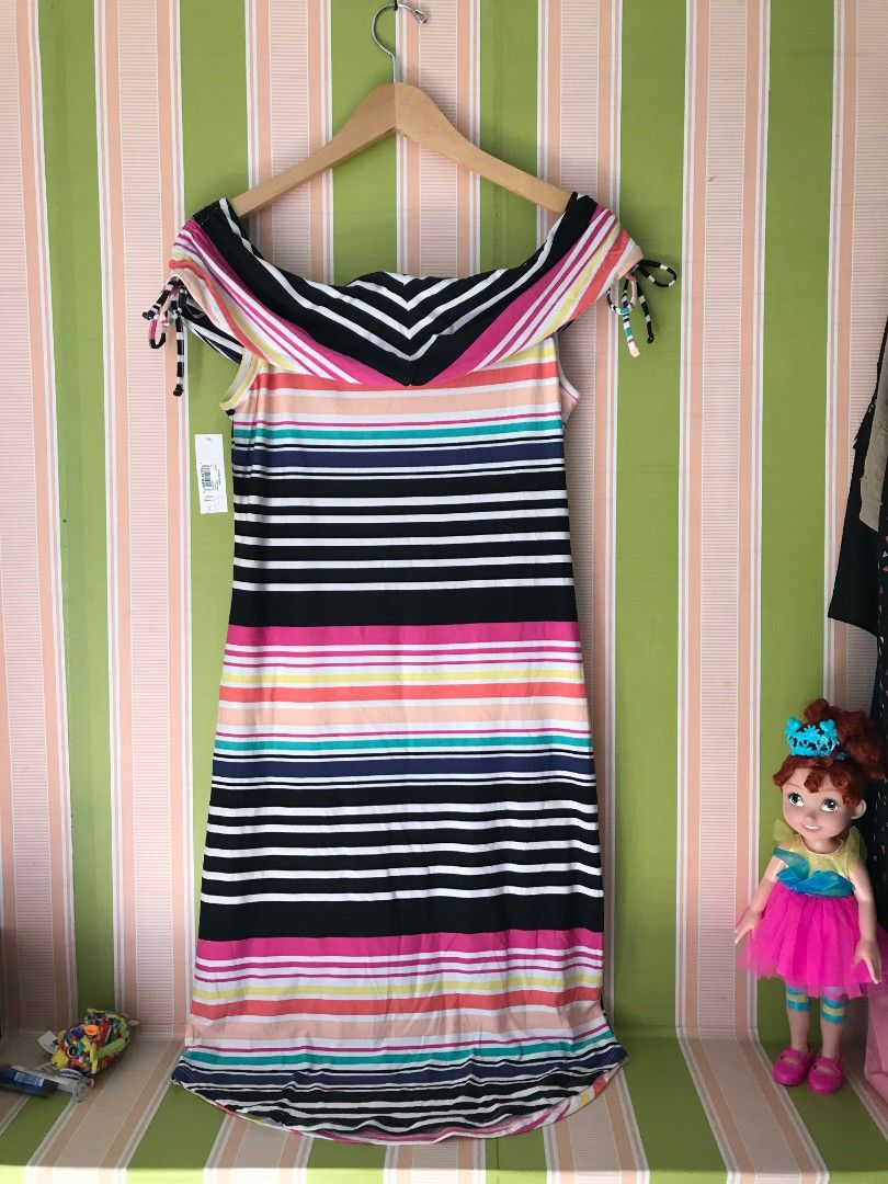 NO BOUNDARIES OFF SHOULDER DRESS (Category: Dresses) located in Compostela. Submitted by usitems (Listing ID 1349189201, Image 2). Description: from USA BALIKBAYAN box brand new with tag M L XL.