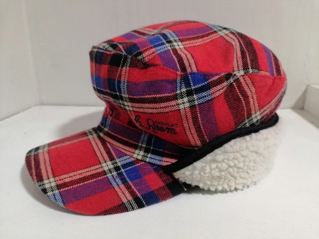 Plaid Trapper Hat (Le Room Enjoy Life) (Category: Caps & Hats) located in San Mateo. Submitted by arrowscrap_delight (Listing ID 1349197191, Image 3). Description: Plaid Trapper Hat (Le Room Enjoy Life ) Excellent Condition Polyester Material Size Small (56cm) can fit to Medium-Mid Large (57.5cm) No Issues 250 + SF.