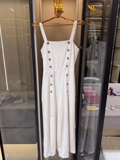 (Category: ) located in . Submitted by star.jane26 (Listing ID 1349348576, Image 1). Description: .