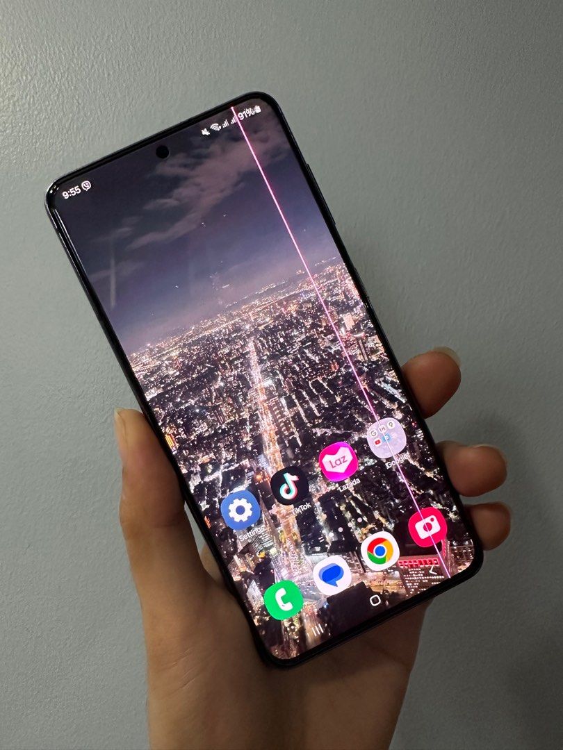 Samsung S21 5G - 256gb openline dual sim (Category: Samsung) located in Manila. Submitted by samzzes (Listing ID 1349199091, Image 1). Description: last price 6995k rush! issue: 1 pink line sa lcd un lng. 256gb dual sim openline never been repair test to sawa reset to sawa naka glass and case protection.