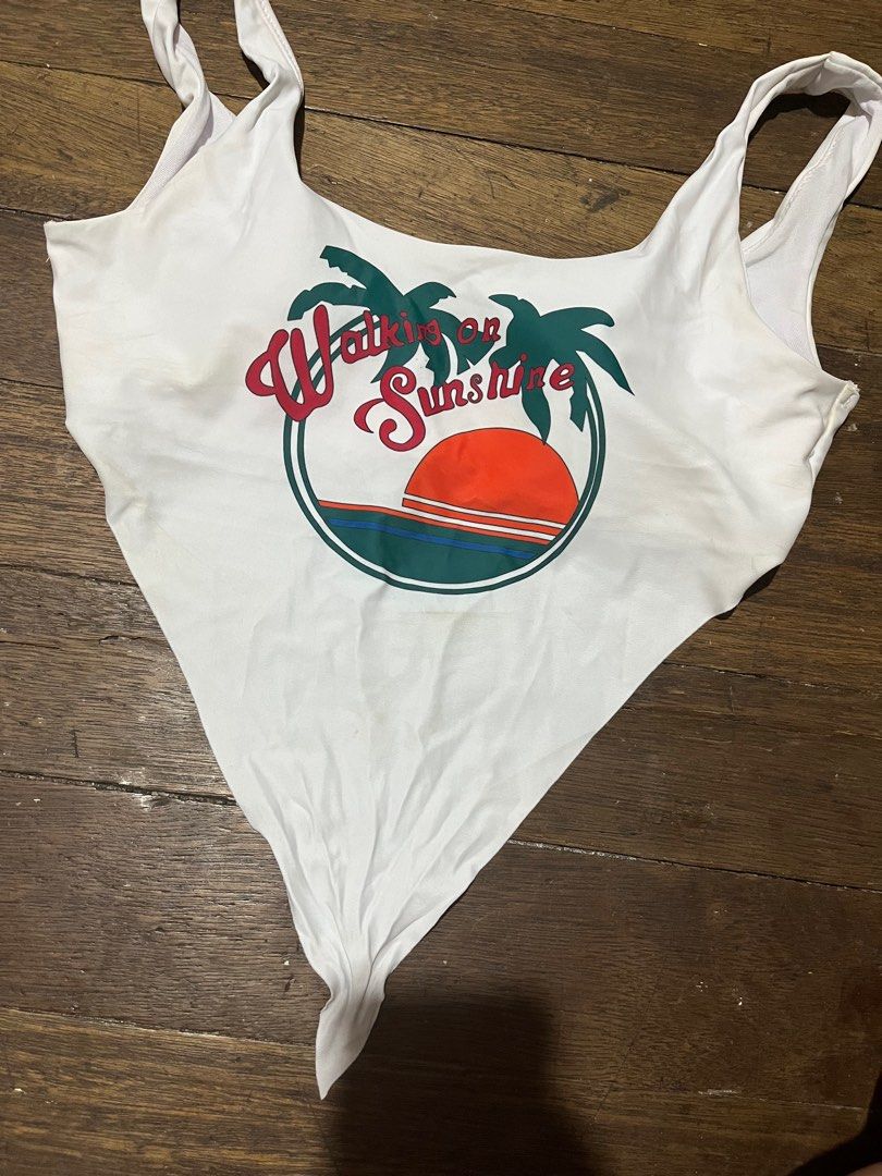Tankini Swimsuit Set (Category: Bikinis & Swimsuits) located in Manila. Submitted by sukkiri_declutter (Listing ID 1349340080, Image 3). Description: Set.