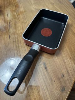 （分類：）位於 。 由 imcwm 提交（商品編號 1349206556，圖片 1）。簡介： 。
