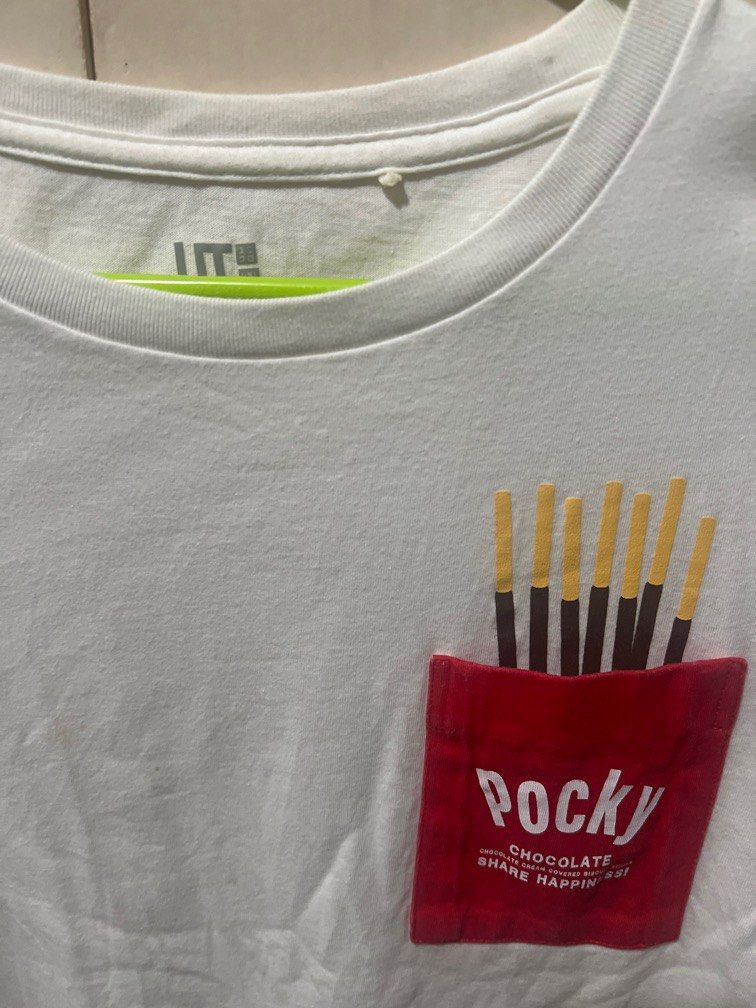 Uniqlo Pocket Tee / Tshirt (Design: Pocky) (Category: Tshirts & Polo Shirts ) located in Manila. Submitted by jessieavan (Listing ID 1349332090, Image 2). Description: Unisex. Needs ironing.