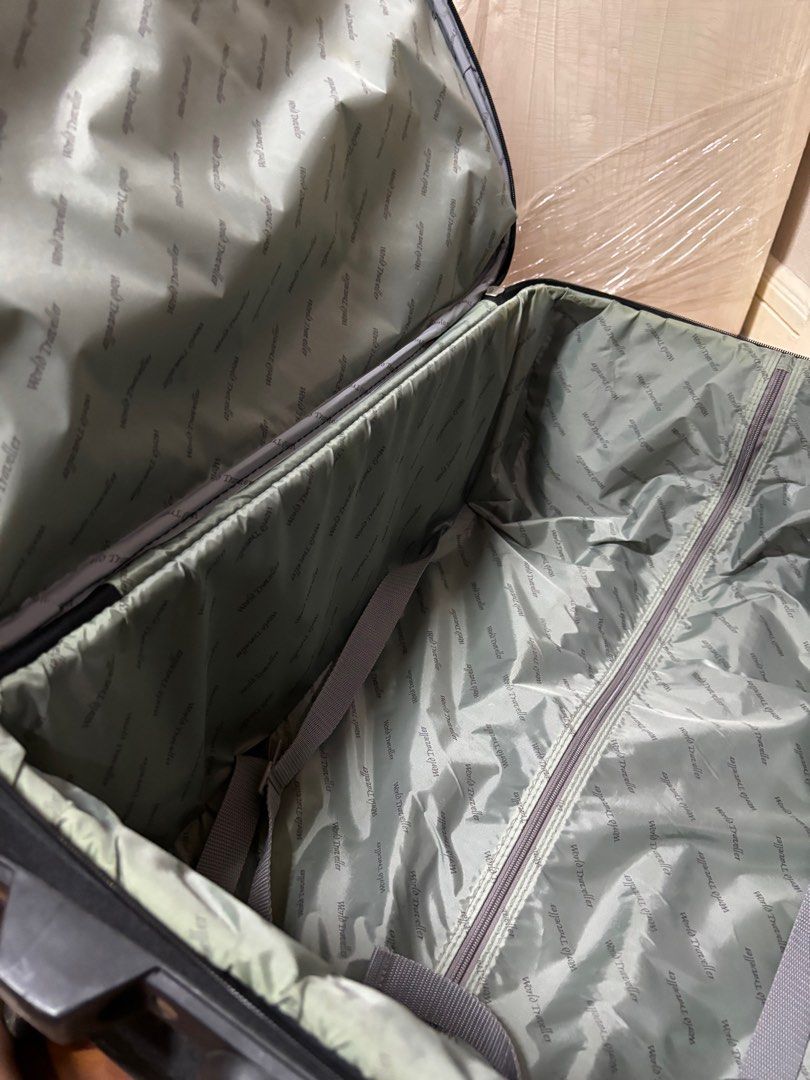 World traveler medium sized Luggage (Category: Luggage) located in Mandaluyong City. Submitted by dsc0313 (Listing ID 1349245492, Image 2). Description: 2 wheeled, medium sized 16.5 x 24 inches.