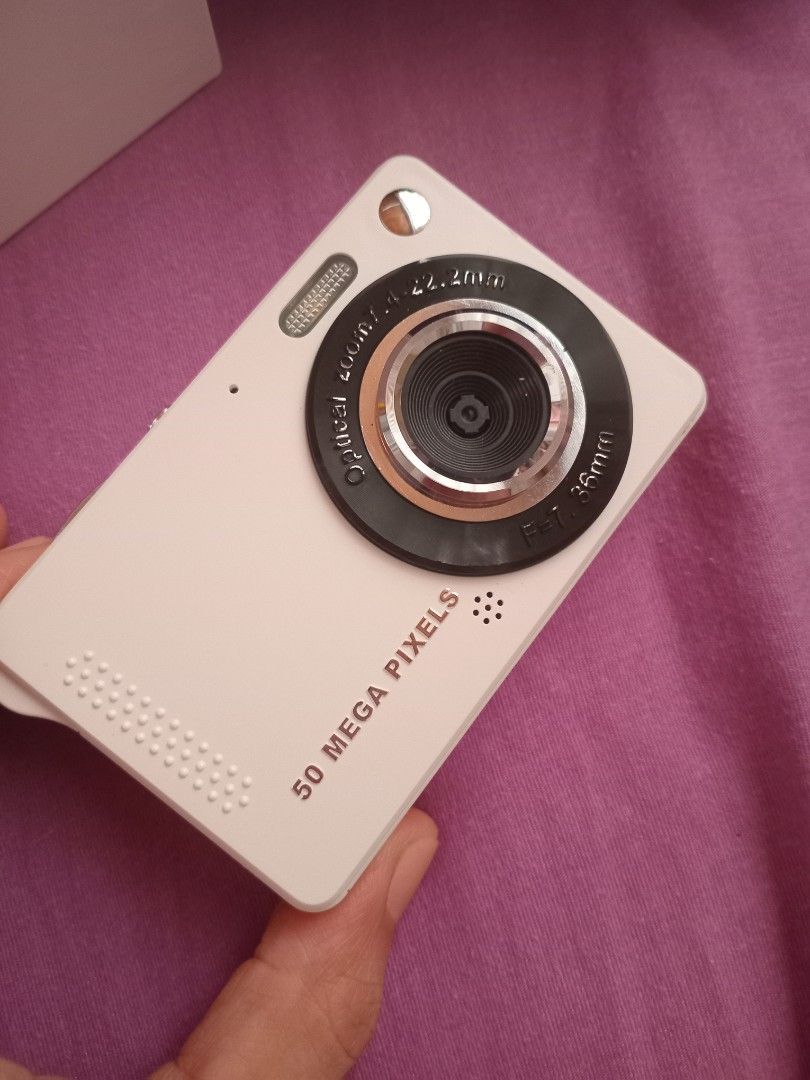 Y2k White 5.0 Digital Camera (Category: Cameras) located in Cavite. Submitted by wishie_collects (Listing ID 1349197114, Image 1). Description: slightly used rfs: ibang color pala gusto ng anak ko. type C lang charger nito, hindi ko na mahanap Kung nasan, need lang din ng sd card..