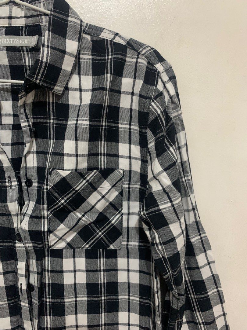 6ixty8ight cropped b&w flannel (Category: Longsleeves) located in Malabon City. Submitted by decluttergyal (Listing ID 1349529713, Image 3). Description: Got this from HK worn once. Size indicated is small but will definitely fit an XS. Worn once then never again..