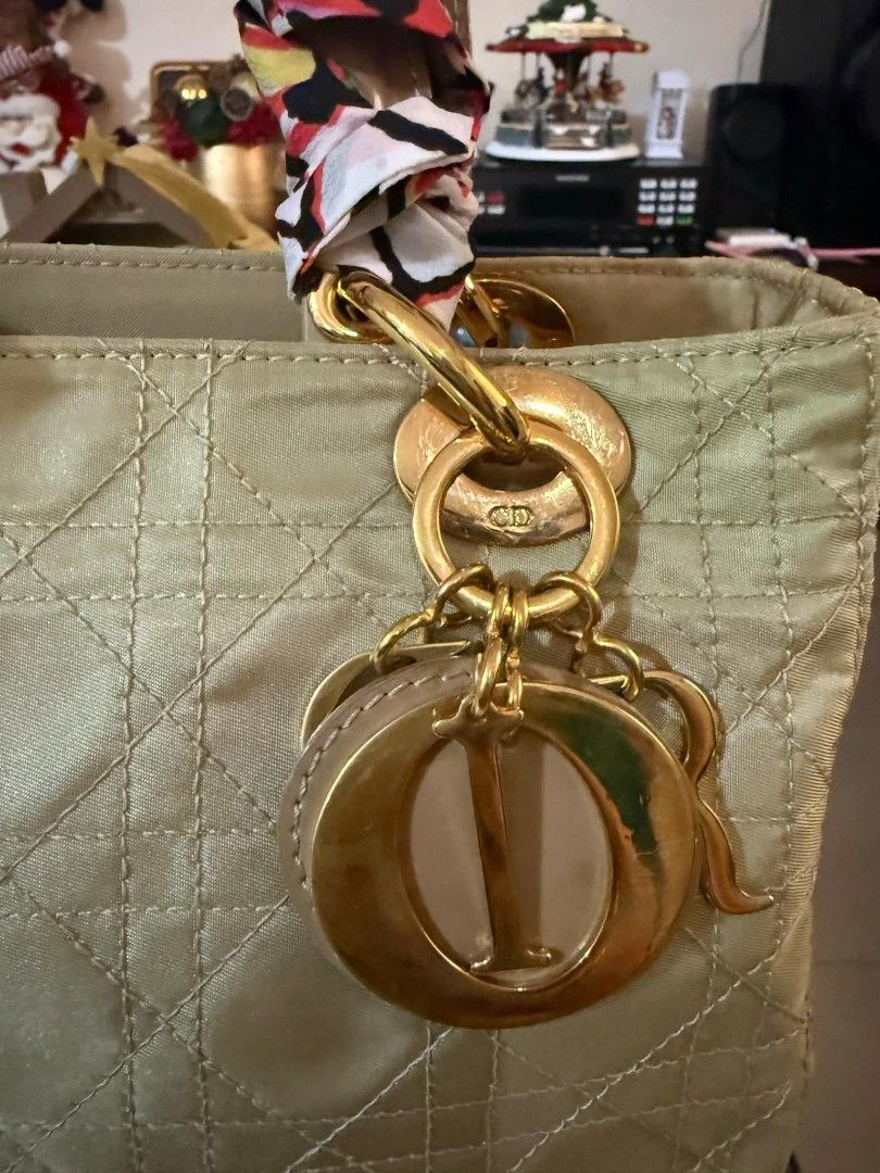 Authentic Lady Dior Small with dust bag (Category: Luxury Bags & Wallets) located in Mandaue City. Submitted by winar01 (Listing ID 1349451771, Image 2). Description: Authentic Christian Dior, Lady Dior Small with dust bag.