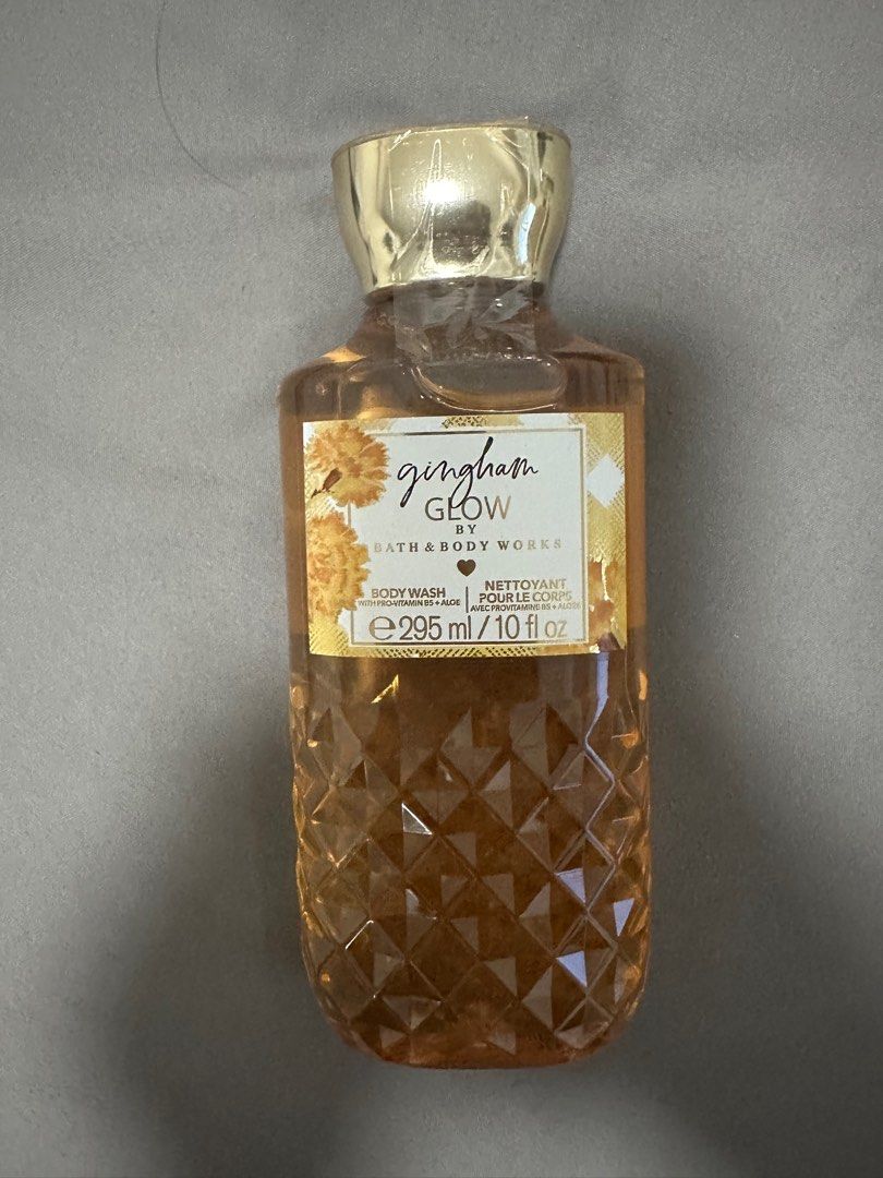 BBW Gingham Glow Body Wash (Category: Bath) located in Quezon City. Submitted by _shopsnatched88 (Listing ID 1349498651, Image 2). Description: .