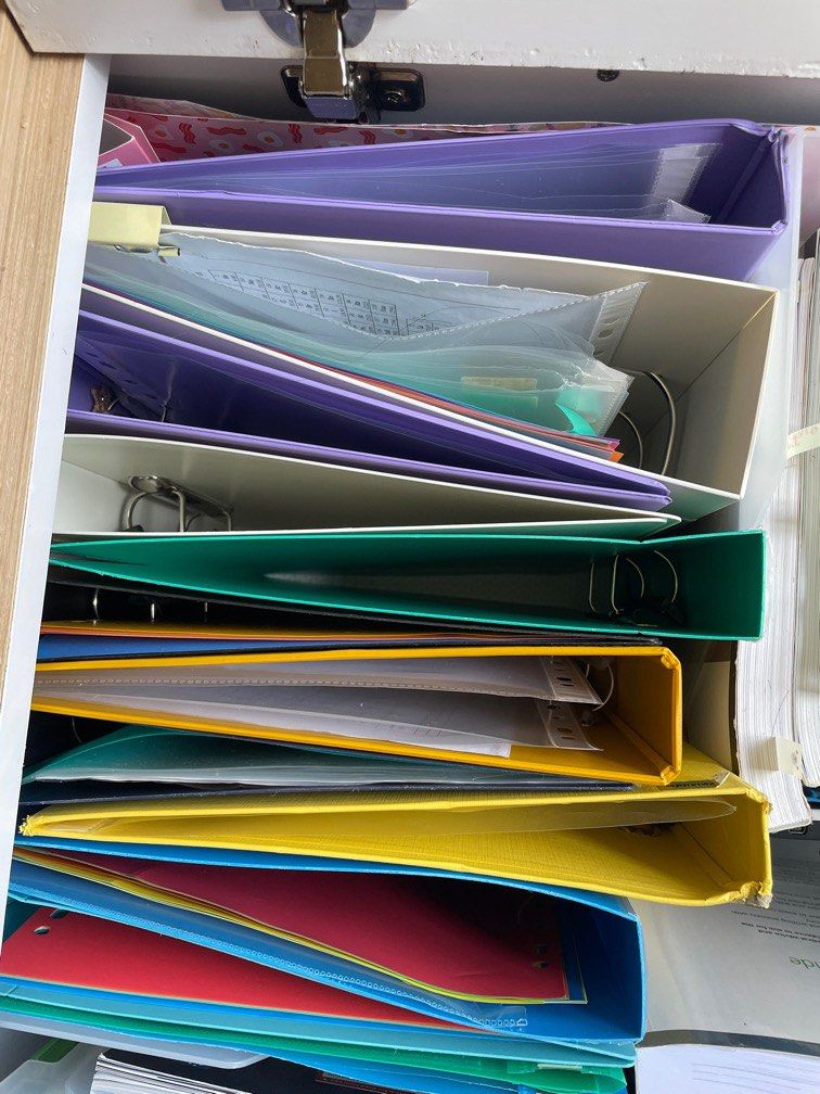 BINDERS (Category: Assessment Books) located in Singapore. Submitted by pandahelllo (Listing ID 1349389723, Image 3). Description: $2 each .
