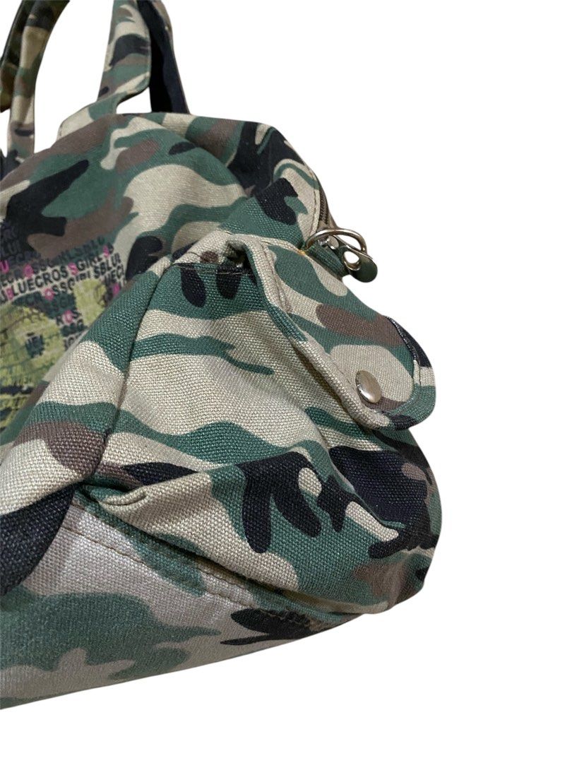 Blue Cross Girl (Category: Tote Bags) located in Abucay. Submitted by whitebmt (Listing ID 1349439158, Image 3). Description: Hand Bag/Tote Bag 17 Width 10 Length Great Condition No Issue.