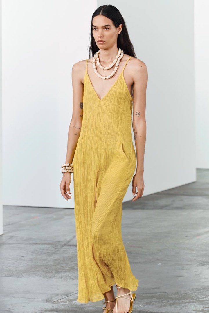 BNWT ZARA YELLOW LINEN DRESS, Women's Fashion, Dresses & Sets, Dresses on Carousell BNWT ZARA YELLOW LINEN DRESS, Women's Fashion, Dresses & Sets, Dresses on Carousell