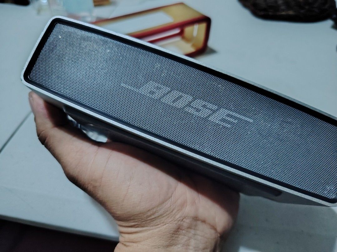 Bose soundlink mini portable speaker (Category: Soundbars, Speakers & Amplifiers) located in Quezon City. Submitted by herrera_jekjek (Listing ID 1349406124, Image 1). Description: Bose soundlink mini with case and original charger adapter no issue. RFS upgrade neg. Buong buo ang tunog.