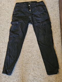 (Category: ) located in . Submitted by 5letters (Listing ID 1349475184, Image 1). Description: .