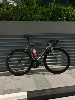 (Category: ) located in . Submitted by gurt_bikes (Listing ID 1349526004, Image 1). Description: .