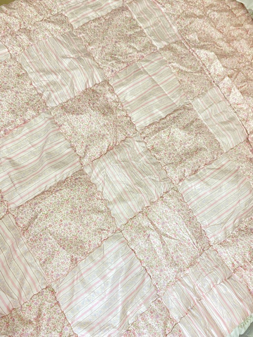 Coquette comforter blanket patch work pink floral (Category: Bedding & Towels) located in Manila. Submitted by claygh (Listing ID 1349441016, Image 1). Description: Double bed size.